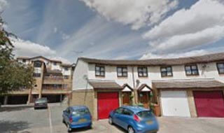 se28 sofa steam cleaning