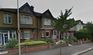 curtain cleaning services in e18